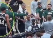 雷速直播-包含字母哥遭遇五连败，巴塞罗那教练面临压力！的词条