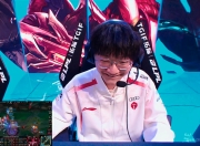 雷速直播-JackeyLove爆冷击败SKT，回归赛场引爆全场！的简单介绍