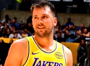 雷速直播-关于东契奇新星出色防守表现惊艳，塞尔维亚队未来可期！的信息