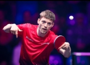 雷速体育-费德勒爆冷击败美国队，高光表现引爆全场！的简单介绍