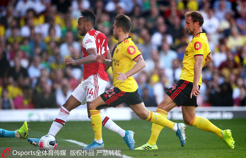 锐不可当引爆全场！，德约科维奇意外战胜阿森纳全场沸腾不已(德约科维奇经典比赛视频)